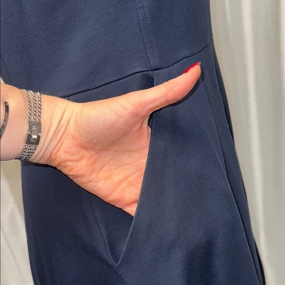 Banana Republic Navy Blue Sleeveless Dress With Pockets Size 4 - Picture 8 of 9